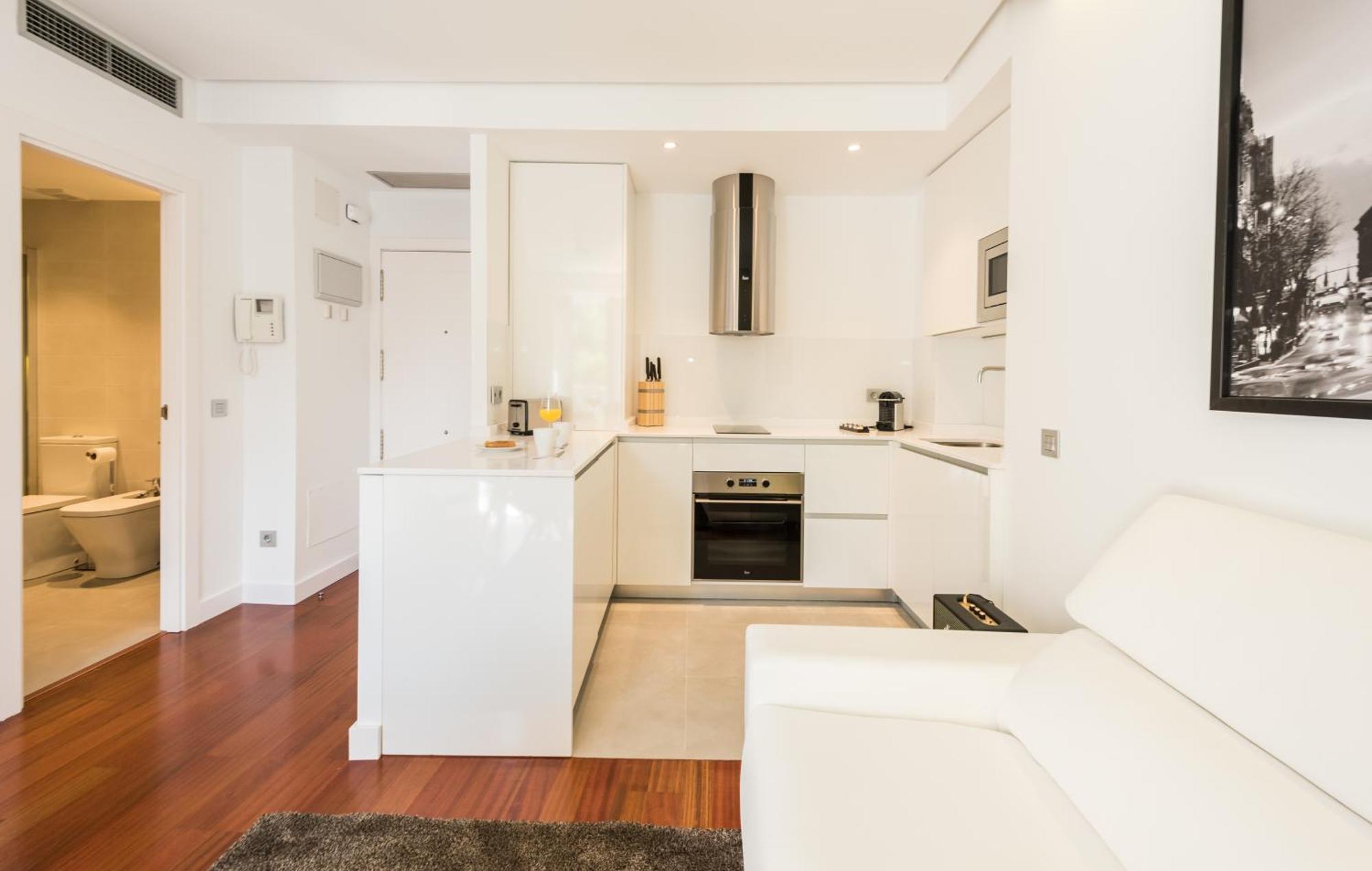 Santa Ana Plaza Apartment มาดริด ห้อง รูปภาพ