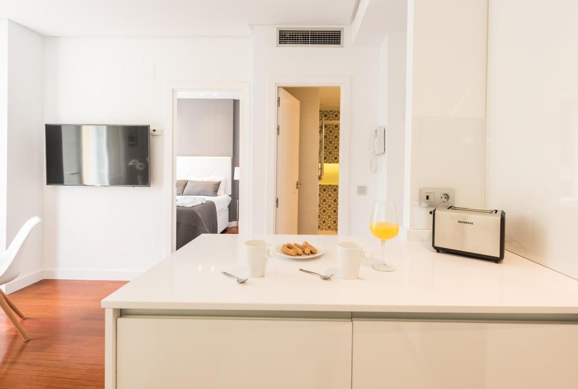Santa Ana Plaza Apartment มาดริด ห้อง รูปภาพ